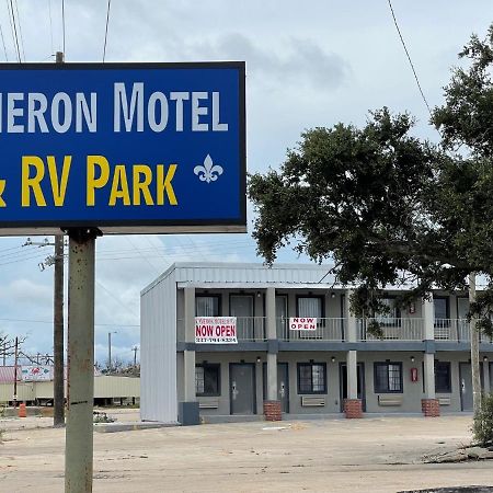 Cameron Motel Bagian luar foto